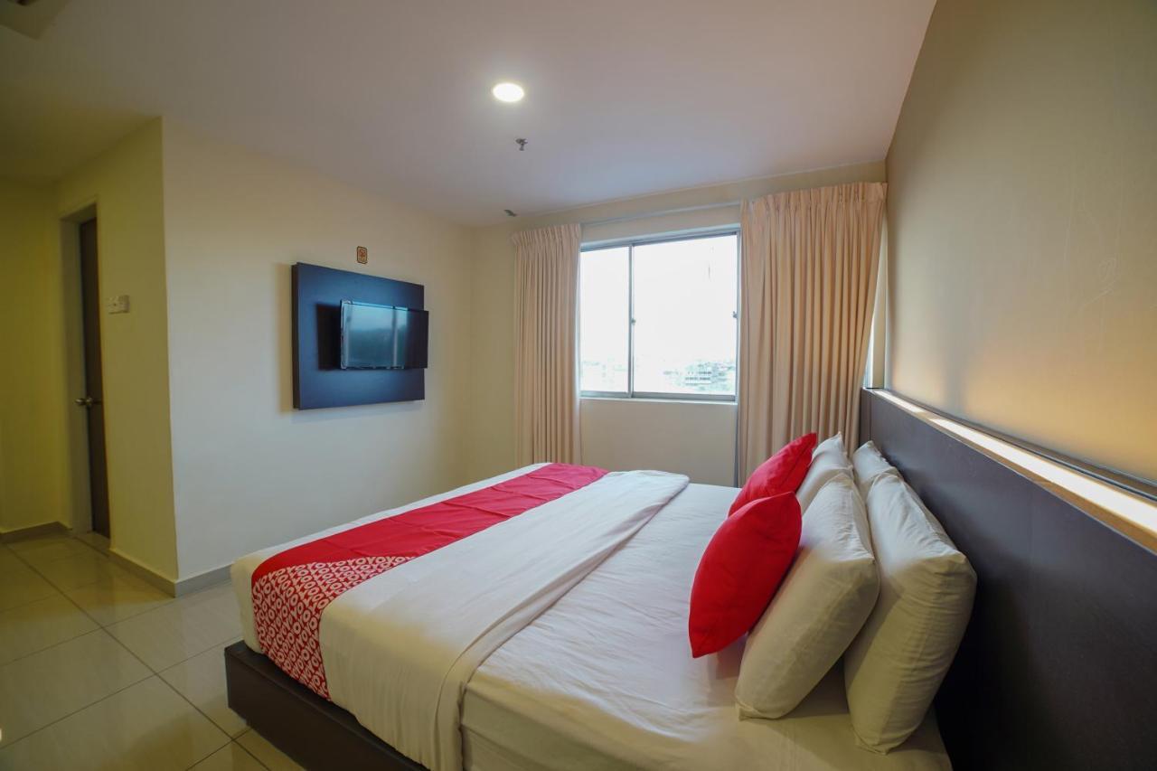 Oyo 89531 Villa Hotel Segamat Exterior foto