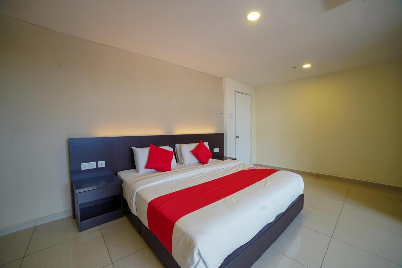 Oyo 89531 Villa Hotel Segamat Exterior foto